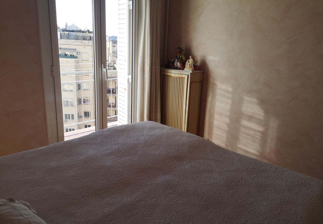 Ferienwohnung in Barcelona - Gorgeous flat in excelent area Ferienwohnung in Barcelona - Gorgeous flat in excelent area