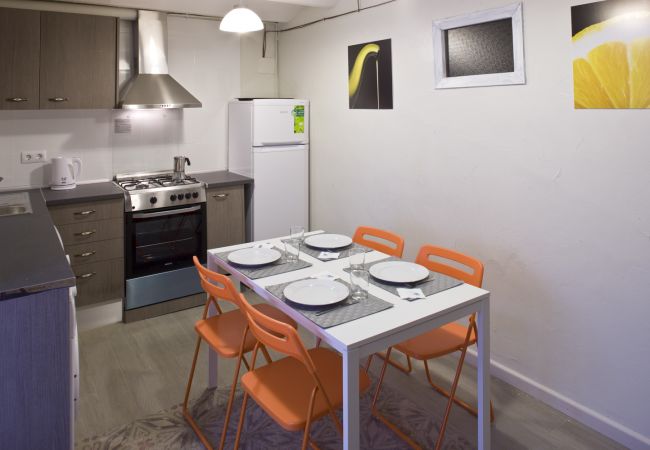 Ferienwohnung in Barcelona - Parallel Centric Flat,Terrace,WiFi-2-Dormitorios Ferienwohnung in Barcelona - Parallel Centric Flat,Terrace,WiFi-2-Dormitorios