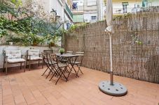 Ferienwohnung in Barcelona - Parallel Centric Flat,Terrace,WiFi-2-Dormitorios