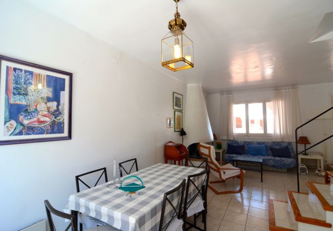 Ferienhaus in Pals - PLAÇA DELS POUS SUR Ferienhaus in Pals - PLAÇA DELS POUS SUR