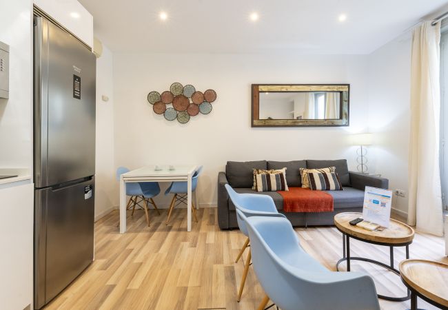 Ferienwohnung in Madrid - Modern Madrid Downtown Puerta Del Sol M (PRE4B) Ferienwohnung in Madrid - Modern Madrid Downtown Puerta Del Sol M (PRE4B)