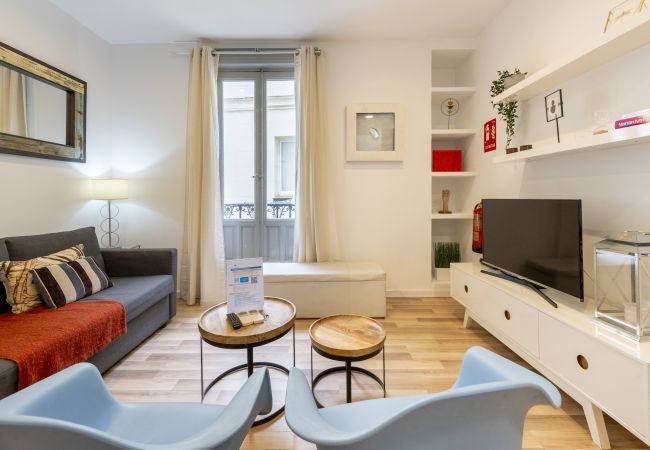 Ferienwohnung in Madrid - Modern Madrid Downtown Puerta Del Sol M (PRE4B) Ferienwohnung in Madrid - Modern Madrid Downtown Puerta Del Sol M (PRE4B)