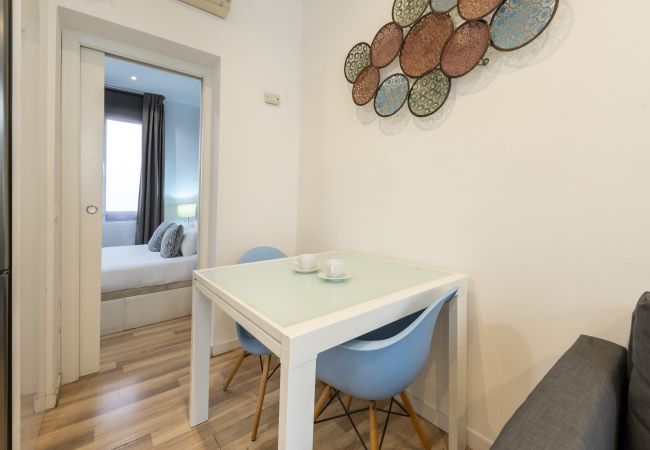Ferienwohnung in Madrid - Modern Madrid Downtown Puerta Del Sol M (PRE4B) Ferienwohnung in Madrid - Modern Madrid Downtown Puerta Del Sol M (PRE4B)