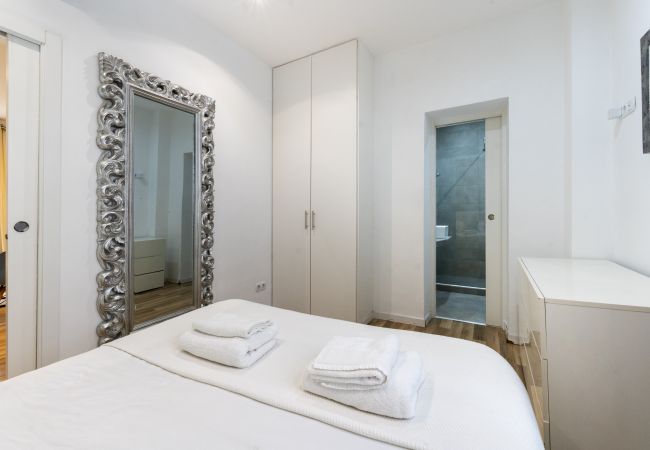 Ferienwohnung in Madrid - Modern Madrid Downtown Puerta Del Sol M (PRE4B) Ferienwohnung in Madrid - Modern Madrid Downtown Puerta Del Sol M (PRE4B)