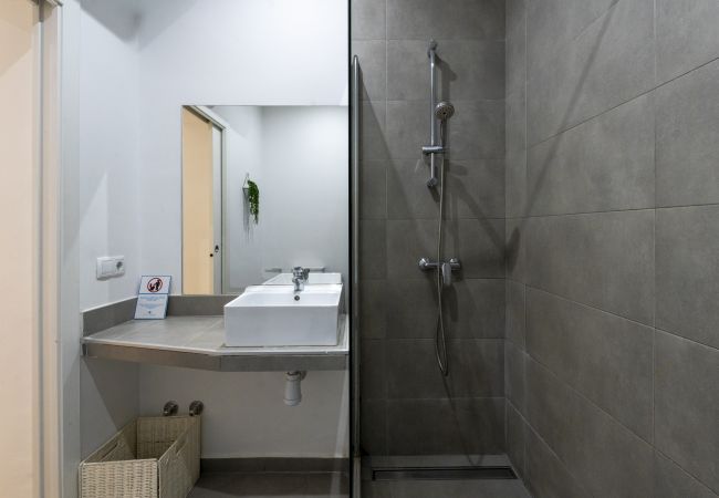 Ferienwohnung in Madrid - Modern Madrid Downtown Puerta Del Sol M (PRE4B) Ferienwohnung in Madrid - Modern Madrid Downtown Puerta Del Sol M (PRE4B)