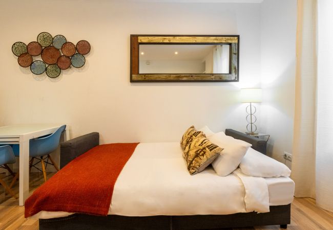 Ferienwohnung in Madrid - Modern Madrid Downtown Puerta Del Sol M (PRE4B) Ferienwohnung in Madrid - Modern Madrid Downtown Puerta Del Sol M (PRE4B)