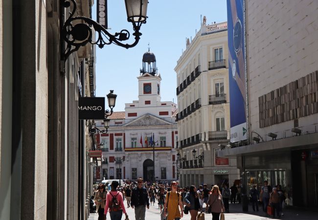 Ferienwohnung in Madrid - Modern Madrid Downtown Puerta Del Sol M (PRE2B) Ferienwohnung in Madrid - Modern Madrid Downtown Puerta Del Sol M (PRE2B)