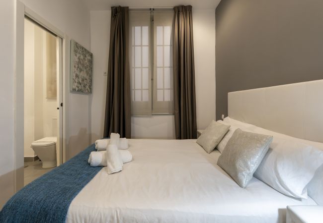 Ferienwohnung in Madrid - Modern Madrid Downtown Puerta Del Sol M (PRE2B) Ferienwohnung in Madrid - Modern Madrid Downtown Puerta Del Sol M (PRE2B)