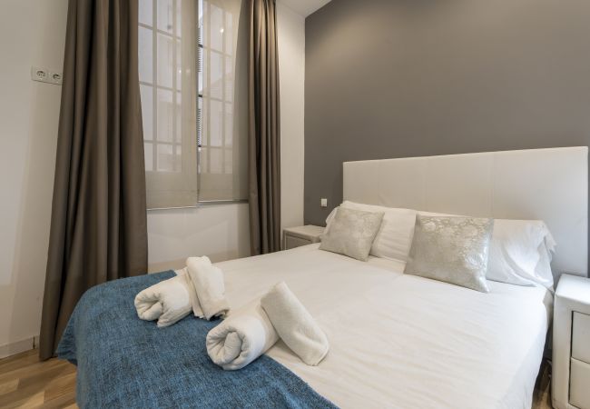 Ferienwohnung in Madrid - Modern Madrid Downtown Puerta Del Sol M (PRE2B) Ferienwohnung in Madrid - Modern Madrid Downtown Puerta Del Sol M (PRE2B)