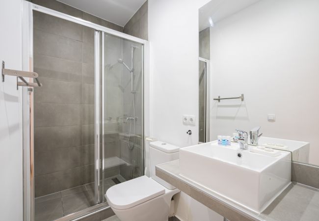 Ferienwohnung in Madrid - Apartment Madrid Downtown Puerta del Sol M (PRE4C) Ferienwohnung in Madrid - Apartment Madrid Downtown Puerta del Sol M (PRE4C)