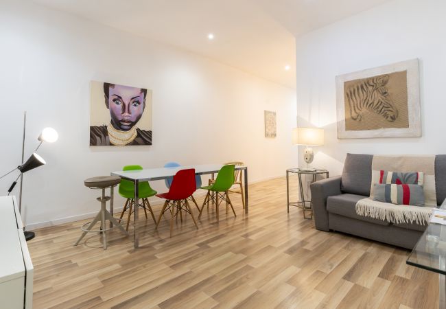 Ferienwohnung in Madrid - Apartment Madrid Downtown Puerta del Sol M (PRE2A) Ferienwohnung in Madrid - Apartment Madrid Downtown Puerta del Sol M (PRE2A)