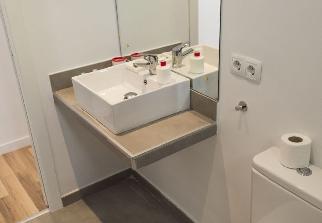 Ferienwohnung in Madrid - Apartment Madrid Downtown Puerta del Sol M (PRE2C) Ferienwohnung in Madrid - Apartment Madrid Downtown Puerta del Sol M (PRE2C)