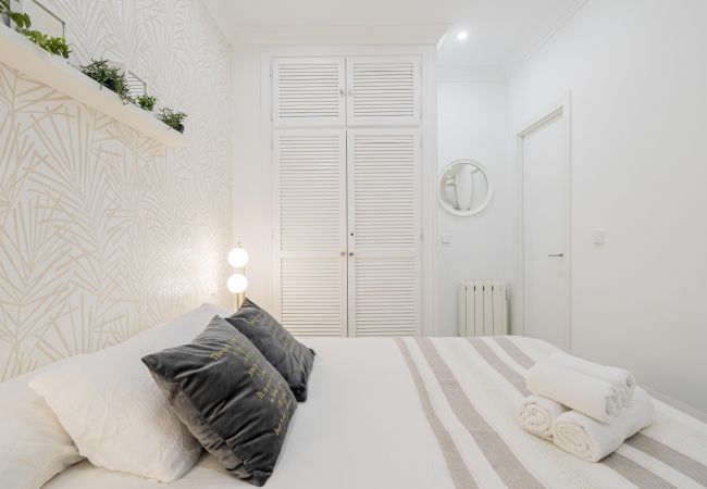 Ferienwohnung in Madrid - CUTE Apartment Downtown Madrid Centro Bilbao M (EGU4) Ferienwohnung in Madrid - CUTE Apartment Downtown Madrid Centro Bilbao M (EGU4)