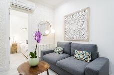 Ferienwohnung in Madrid - CUTE Apartment Downtown Madrid Centro Bilbao M (EGU4)