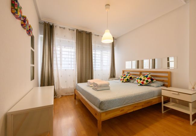 Ferienwohnung in Madrid - Downtown Madrid North Barrio del Pilar M (SAR28) Ferienwohnung in Madrid - Downtown Madrid North Barrio del Pilar M (SAR28)