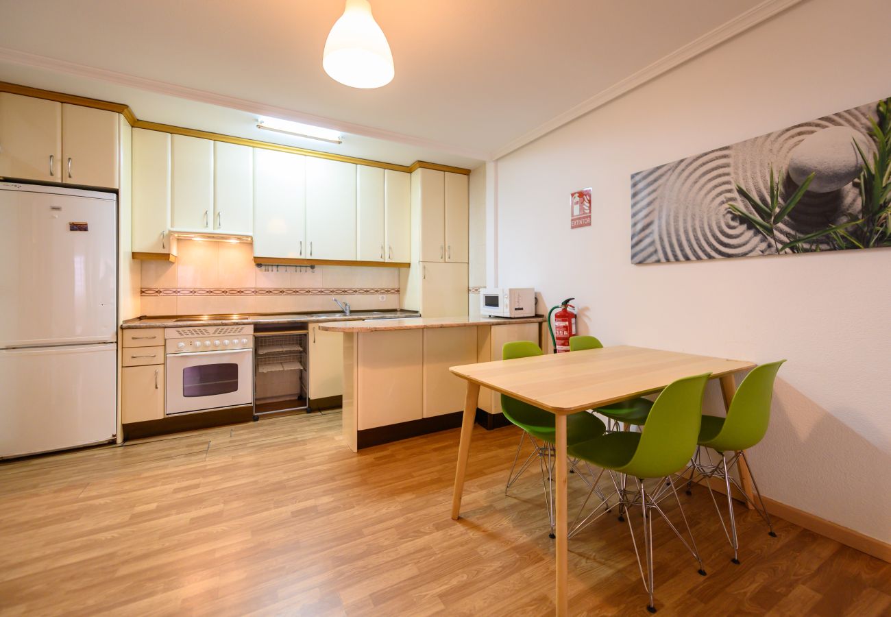 Ferienwohnung in Madrid - Downtown Madrid North Barrio del Pilar M (SAR28) Ferienwohnung in Madrid - Downtown Madrid North Barrio del Pilar M (SAR28)