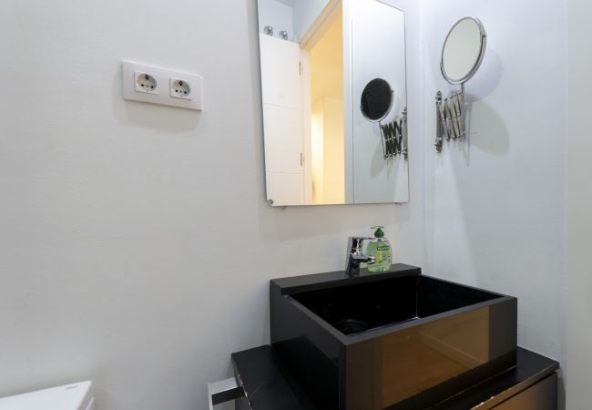 Ferienwohnung in Madrid - Apartment Madrid Downtown Puerta del Sol M (PRE3C) Ferienwohnung in Madrid - Apartment Madrid Downtown Puerta del Sol M (PRE3C)