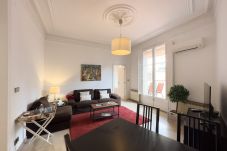 Ferienwohnung in Barcelona - Piso en alquiler con gran terraza privada, junto Passeig de Gracia, Barcelona centro