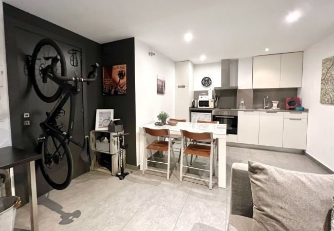 Ferienwohnung in Gerona / Girona - Montjuic Ferienwohnung in Gerona / Girona - Montjuic