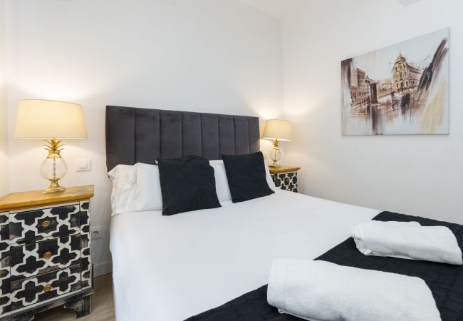 Ferienwohnung in Madrid - Modern Madrid Downtown Puerta Del Sol M (PRE3B) Ferienwohnung in Madrid - Modern Madrid Downtown Puerta Del Sol M (PRE3B)
