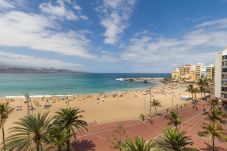 Ferienhaus in Las Palmas de Gran Canaria - Great balcony over blue sea By CanariasGetaway 