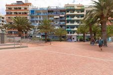 Ferienhaus in Las Palmas de Gran Canaria - Great balcony over blue sea By CanariasGetaway 