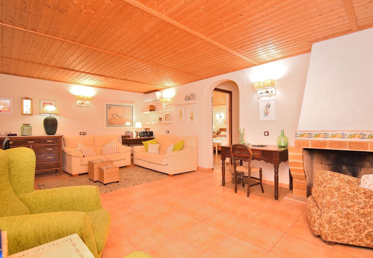 Finca in Santa Margalida - Can Burguet 099 charmante Finca auf dem Lande mit schönem Garten, privatem Pool und W-Lan Finca in Santa Margalida - Can Burguet 099 charmante Finca auf dem Lande mit schönem Garten, privatem Pool und W-Lan