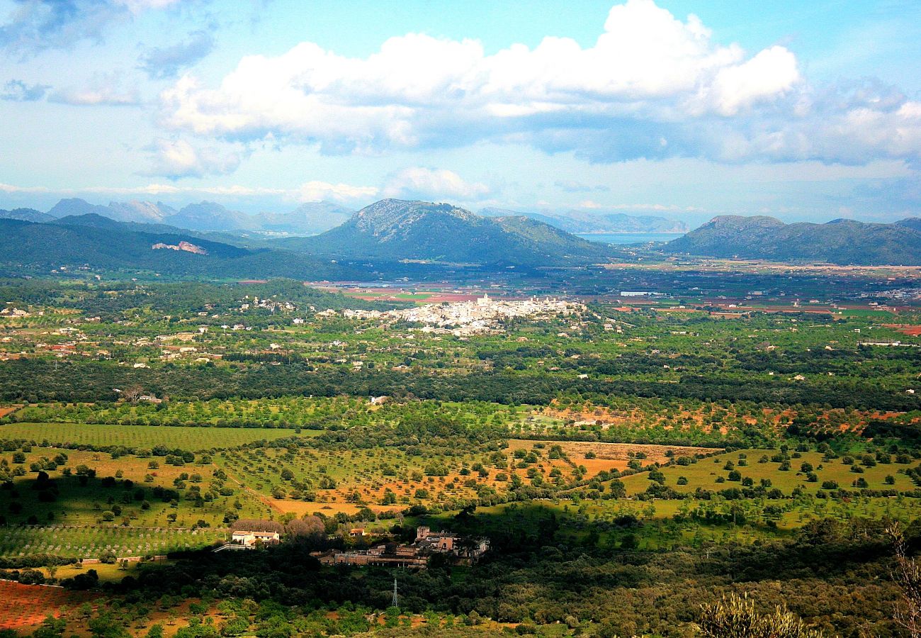 Ferienhaus in Buger - Ca n'Aina Canta 064 gemütliches Dorfhaus mit Pool, Terrasse, Grill und Klimaanlage Ferienhaus in Buger - Ca n'Aina Canta 064 gemütliches Dorfhaus mit Pool, Terrasse, Grill und Klimaanlage