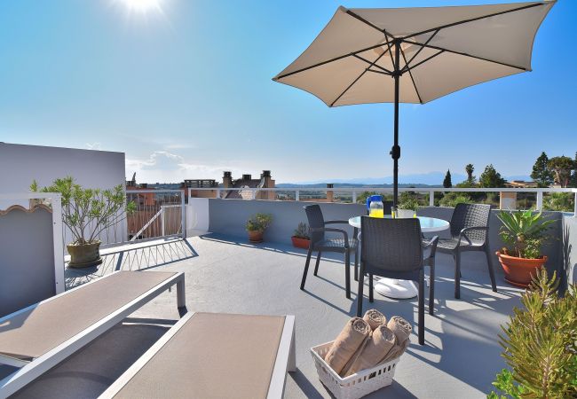 Ferienhaus in Santa Margalida - Can Cantino 213 fantastisches Dorfhaus mit privatem Pool, Klimaanlage, Terrasse, Grill und W-Lan Ferienhaus in Santa Margalida - Can Cantino 213 fantastisches Dorfhaus mit privatem Pool, Klimaanlage, Terrasse, Grill und W-Lan