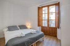 Ferienwohnung in Girona - Flateli Cort Reial 3