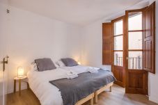 Ferienwohnung in Girona - Flateli Cort Reial 3