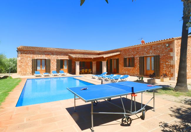 Finca in Campos - Can Mates Nou 404 fantastische Finca mit privatem Pool, Terrasse, Tischtennisplatte und Klimaanlage. Finca in Campos - Can Mates Nou 404 fantastische Finca mit privatem Pool, Terrasse, Tischtennisplatte und Klimaanlage.
