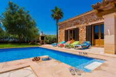 Finca in Campos - Can Mates Nou 404 fantastische Finca mit privatem Pool, Terrasse, Tischtennisplatte und Klimaanlage.