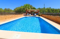 Finca in Campos - Alcoraia 408 traditionelle Finca mit privatem Pool, Terrasse, Grill und Klimaanlage