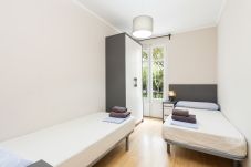 Ferienwohnung in Barcelona - Family CIUTADELLA PARK piso turístico en Barcelona para familias y grupos