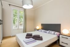 Ferienwohnung in Barcelona - Family CIUTADELLA PARK piso turístico en Barcelona para familias y grupos