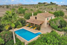 Finca in Sineu - Can Blanc 018 rustikales Landhaus mit privatem Pool, Klimaanlage, Terrasse und Grill