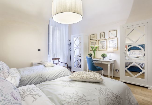 Ferienwohnung in Lucca - Homey Spacious 4 Bedrooms Flat in Lucca Ferienwohnung in Lucca - Homey Spacious 4 Bedrooms Flat in Lucca