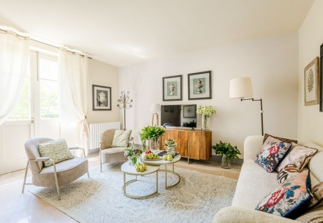 Ferienwohnung in Lucca - Comfortable Convenient Apartment with Garden Views Ferienwohnung in Lucca - Comfortable Convenient Apartment with Garden Views