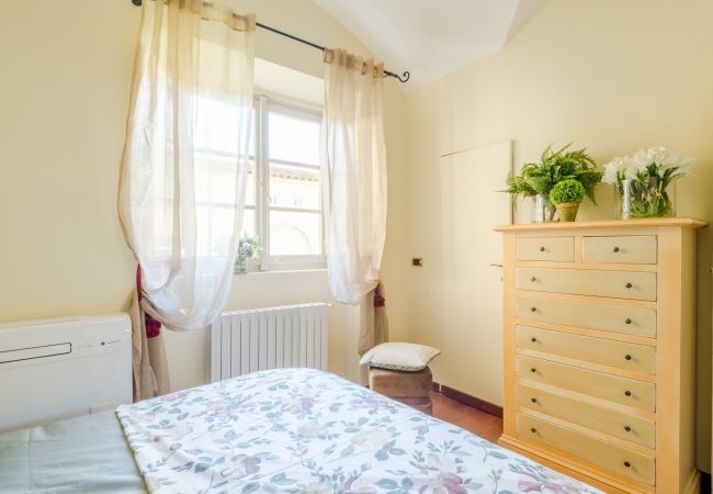 Ferienwohnung in Lucca - Comfortable Convenient Apartment with Garden Views Ferienwohnung in Lucca - Comfortable Convenient Apartment with Garden Views