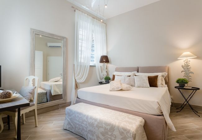 Ferienwohnung in Lucca - Ground Floor Historical Gem in the Heart of Lucca Ferienwohnung in Lucca - Ground Floor Historical Gem in the Heart of Lucca