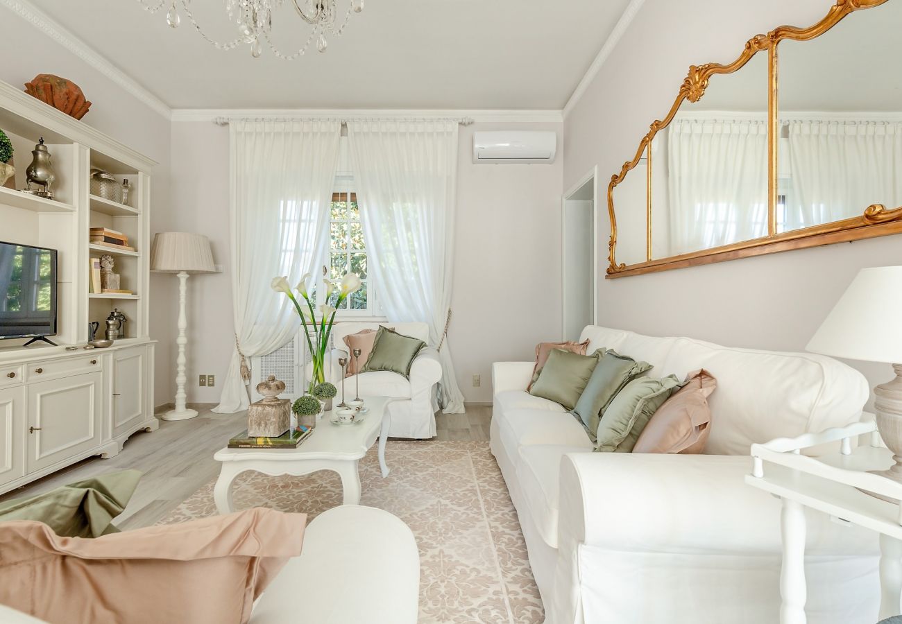 Villa in Lucca - VILLA OLIVIA: a New Luxury Villa with Garden in Lucca with PARKING Villa in Lucca - VILLA OLIVIA: a New Luxury Villa with Garden in Lucca with PARKING
