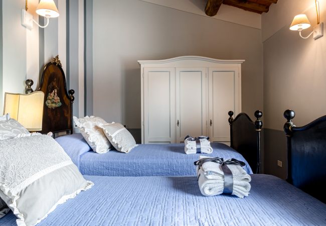 Villa in Monte San quirico - Villa Sul Fiume Villa in Monte San quirico - Villa Sul Fiume