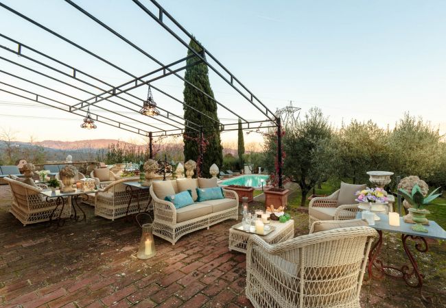 Villa in Maggiano - Villa Medea Villa in Maggiano - Villa Medea