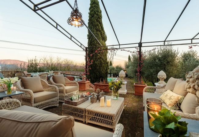 Villa in Maggiano - Villa Medea Villa in Maggiano - Villa Medea