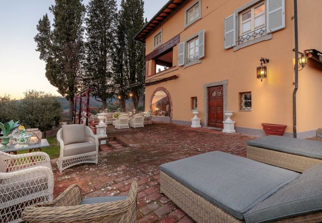 Villa in Maggiano - Villa Medea Villa in Maggiano - Villa Medea