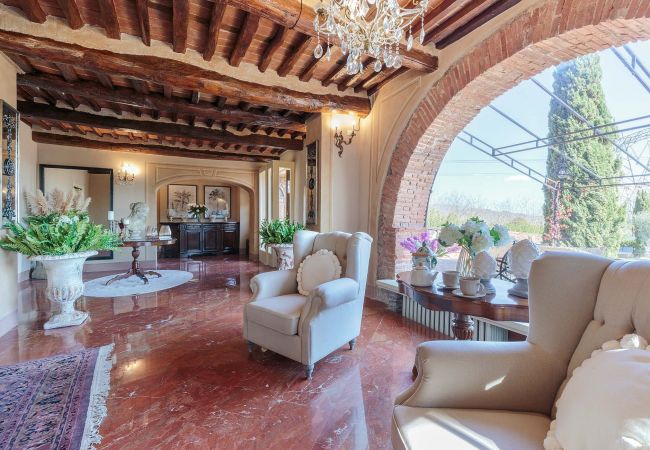 Villa in Maggiano - Villa Medea Villa in Maggiano - Villa Medea