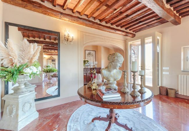 Villa in Maggiano - Villa Medea Villa in Maggiano - Villa Medea