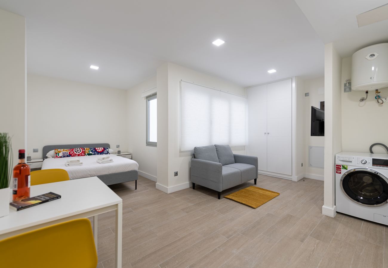 Studio in Las Palmas de Gran Canaria - Retama Canteras Beach Studio in Las Palmas de Gran Canaria - Retama Canteras Beach