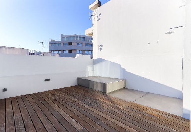 Ferienwohnung in Lissabon - MARQUES DE POMBAL DUPLEX W/ TERRACE Ferienwohnung in Lissabon - MARQUES DE POMBAL DUPLEX W/ TERRACE